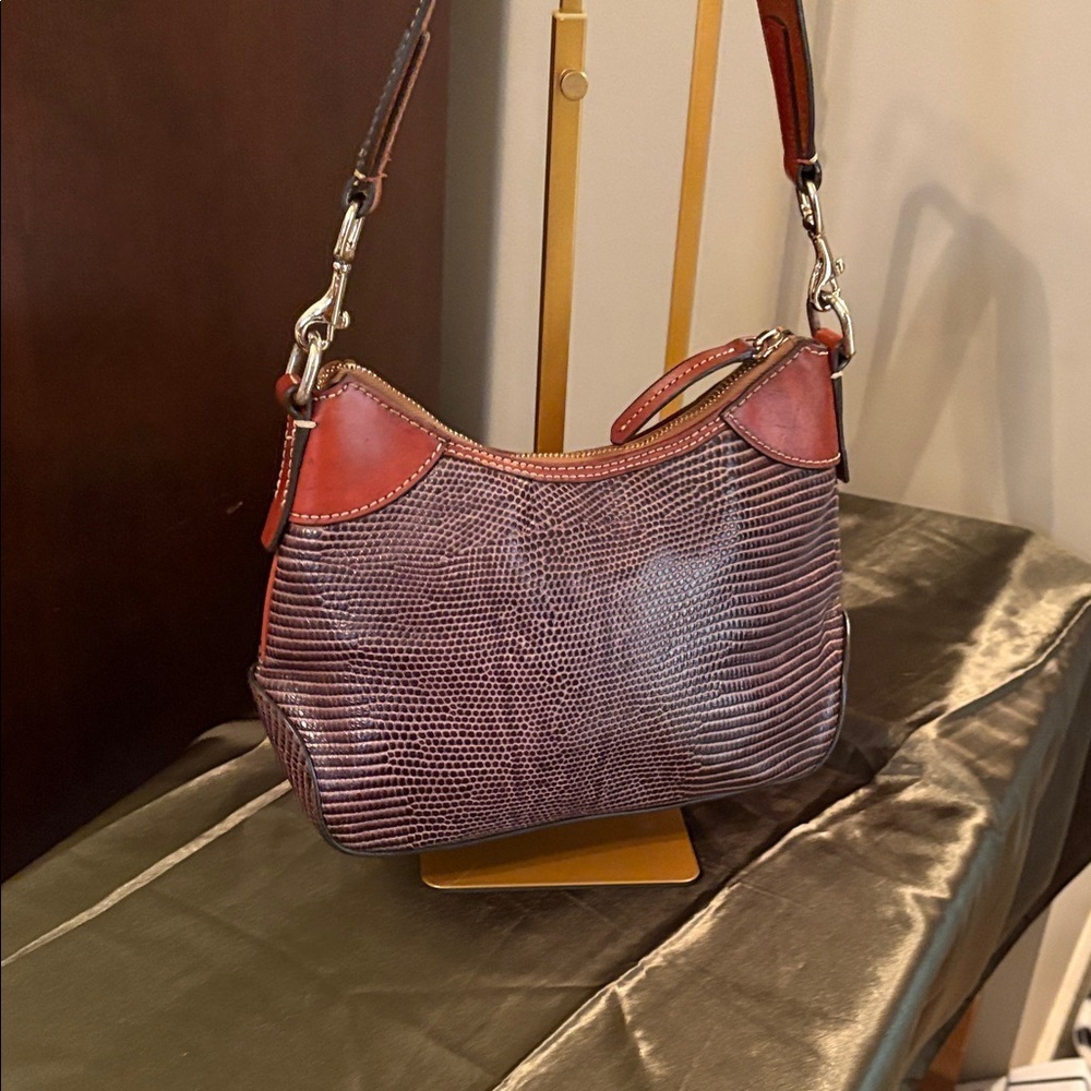Dooney & Bourke Black and Brown Lizard embossed hobo Bag - Picture 5 of 12